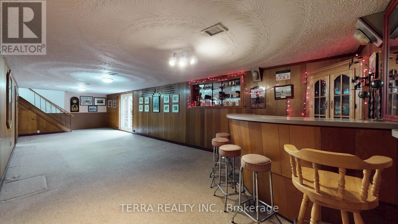 18 Hill Garden Road, Toronto, Ontario  M9P 1X9 - Photo 35 - W12579172