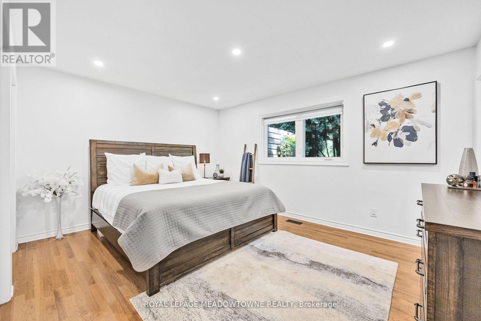 106 Campbell Avenue E, Milton, Ontario  L0P 1B0 - Photo 20 - W12579206