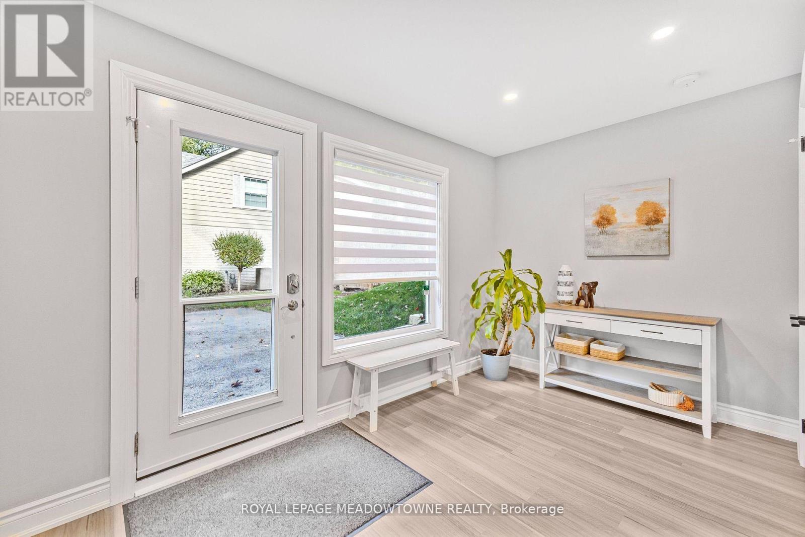 106 Campbell Avenue E, Milton, Ontario  L0P 1B0 - Photo 34 - W12579206