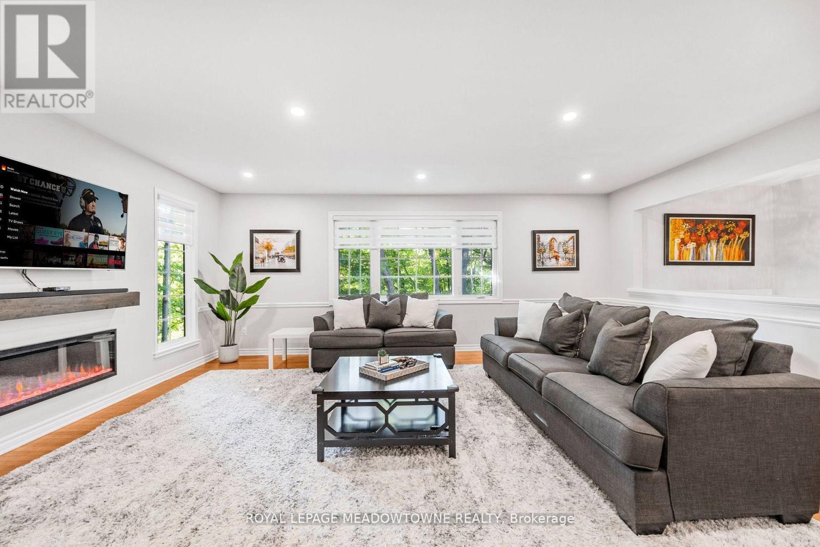 106 Campbell Avenue E, Milton, Ontario  L0P 1B0 - Photo 9 - W12579206