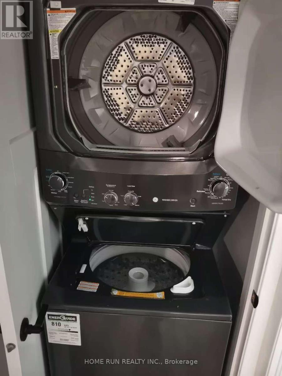 Unit B - 904 Shimmerton Circle, Ottawa, Ontario  K2M 0L4 - Photo 4 - X12579348