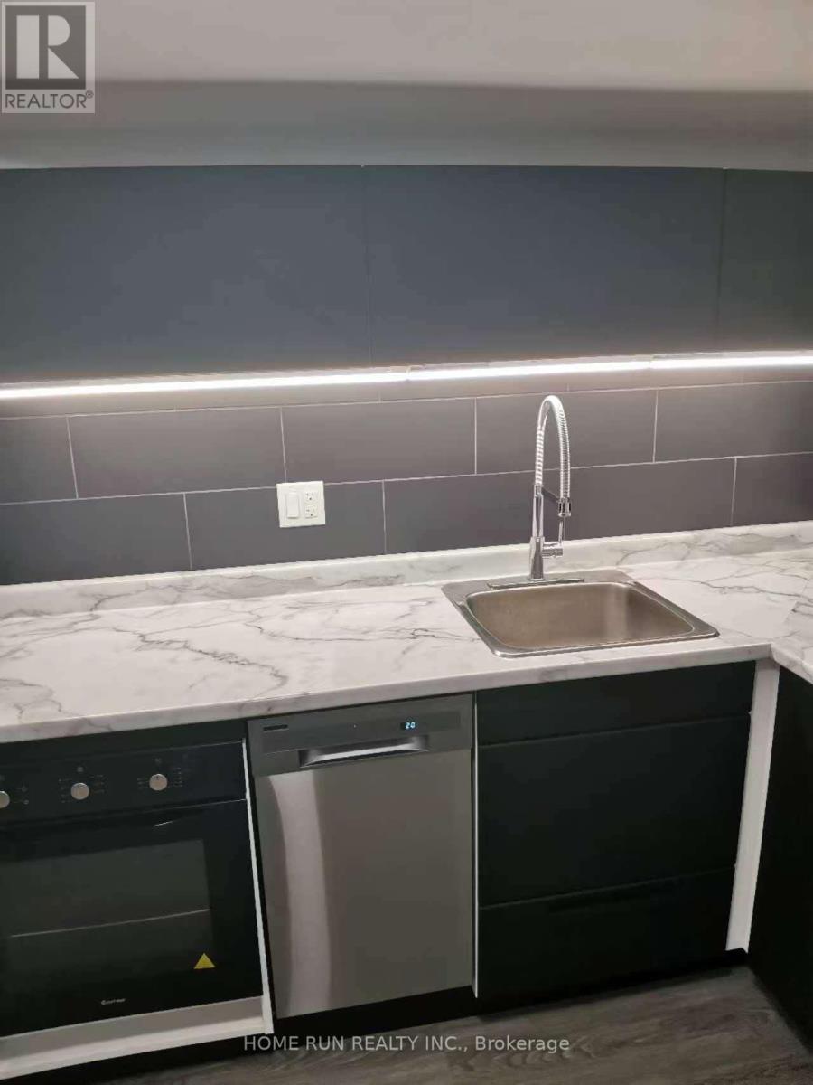 Unit B - 904 Shimmerton Circle, Ottawa, Ontario  K2M 0L4 - Photo 7 - X12579348