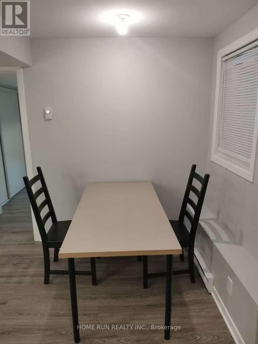 Unit B - 904 Shimmerton Circle, Ottawa, Ontario  K2M 0L4 - Photo 8 - X12579348