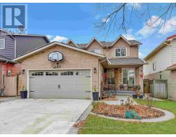 157 TWIN CRESCENT, Hamilton, Ontario
