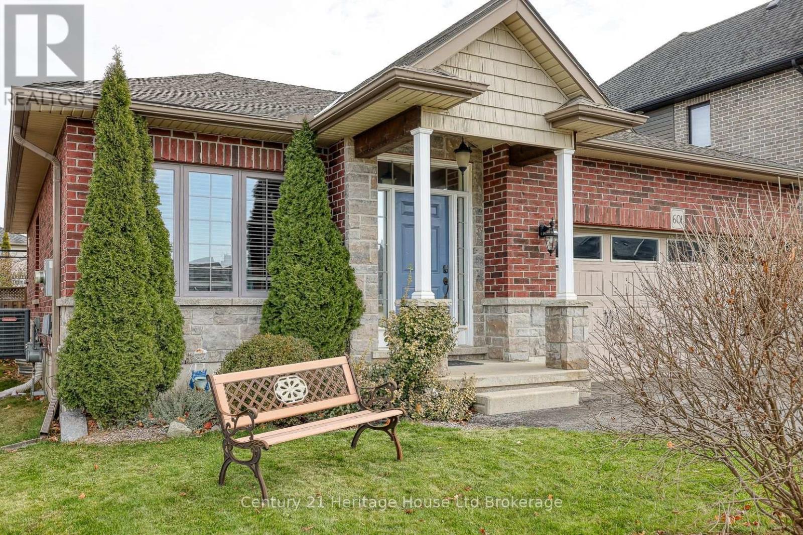 601 Sales Drive, Woodstock, Ontario  N4S 0A1 - Photo 2 - X12579382