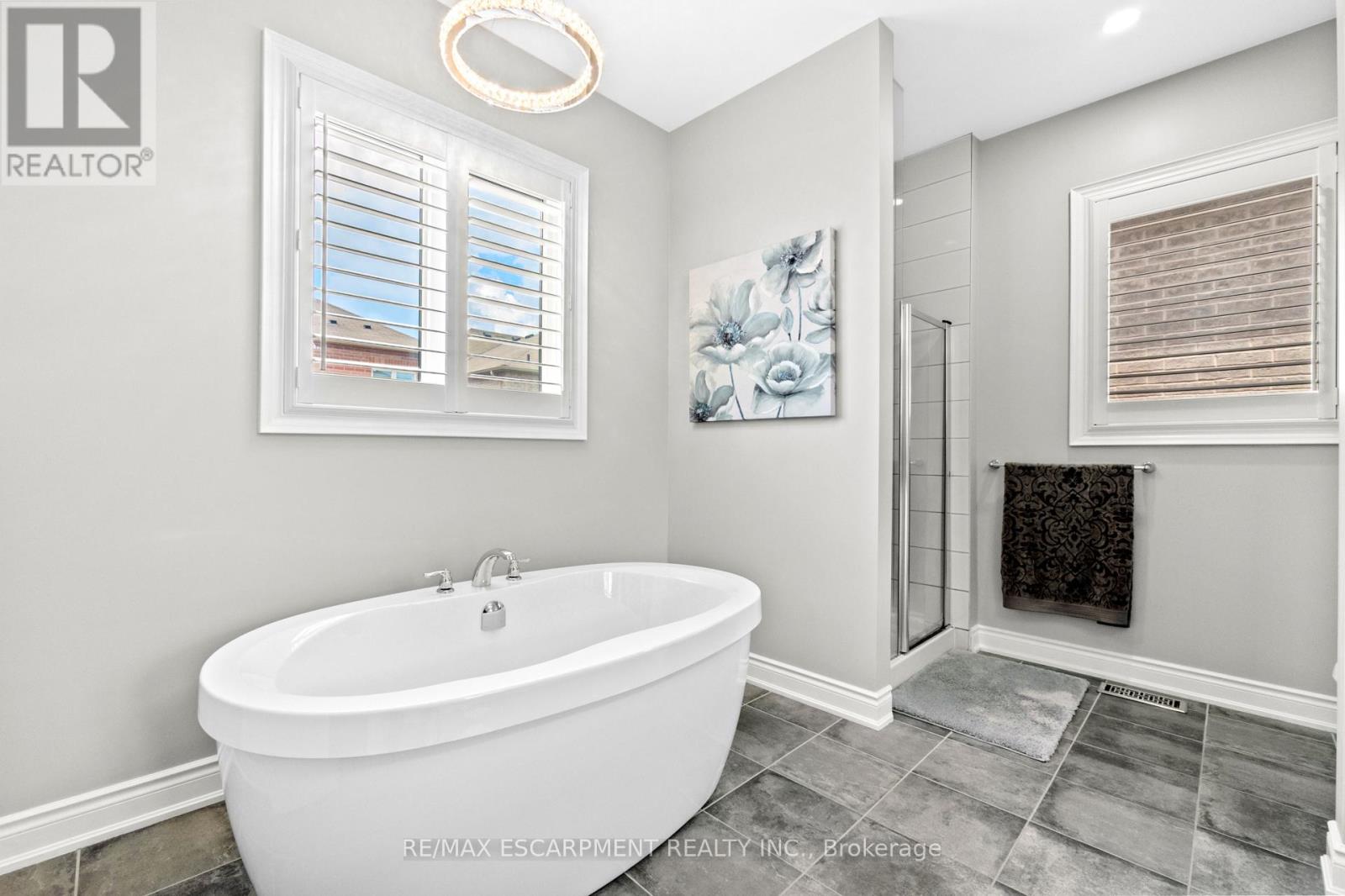 107 Avanti Crescent, Hamilton, Ontario  L8B 1W7 - Photo 31 - X12579158