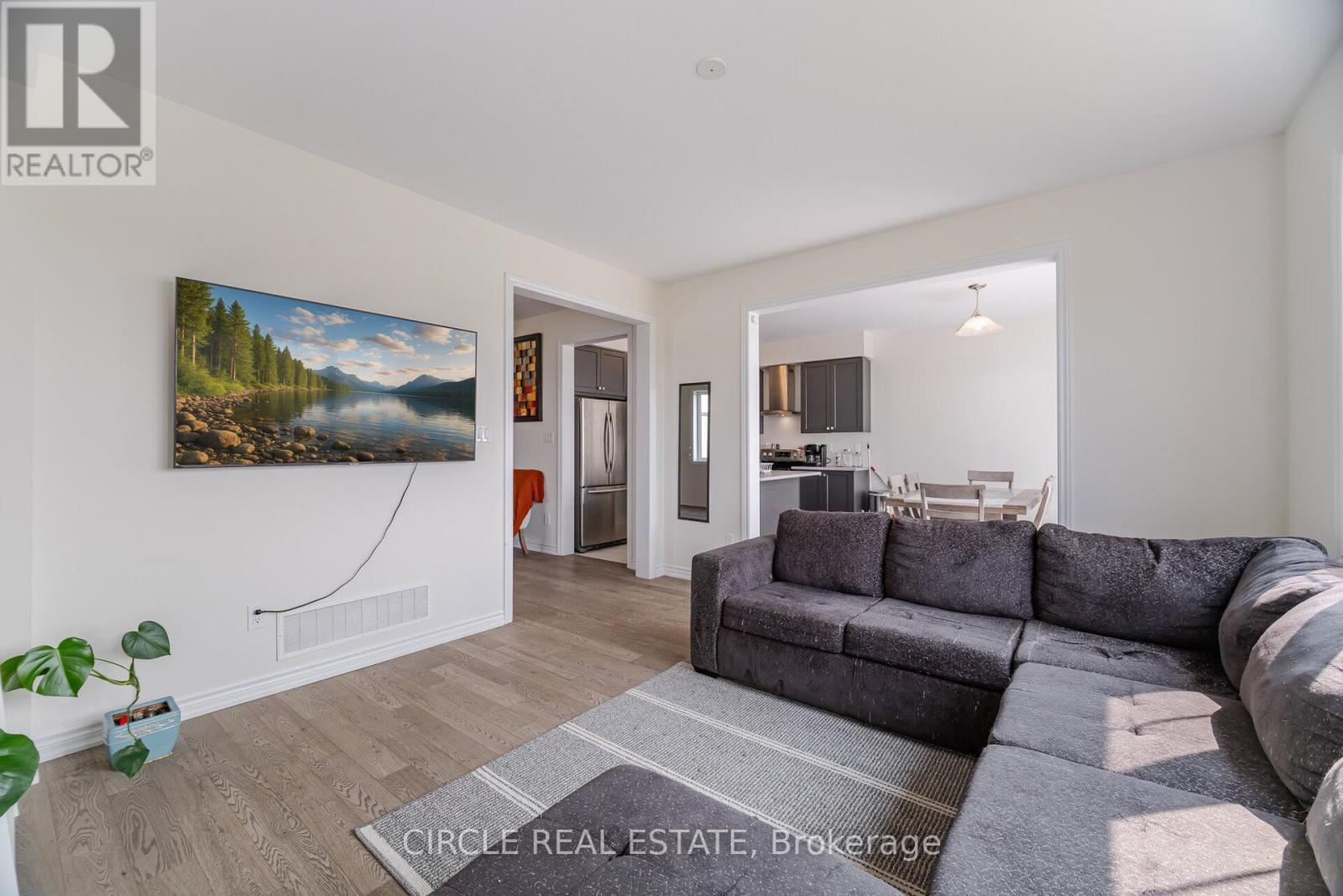 7 Bee Crescent, Brantford, Ontario  N3T 0V7 - Photo 13 - X12579224