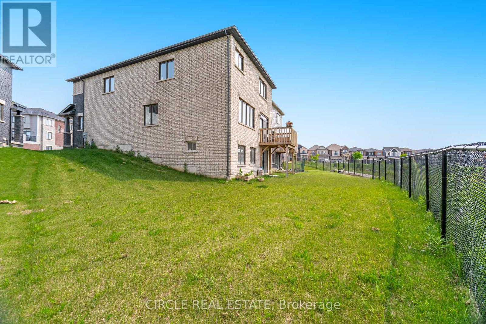 7 Bee Crescent, Brantford, Ontario  N3T 0V7 - Photo 50 - X12579224
