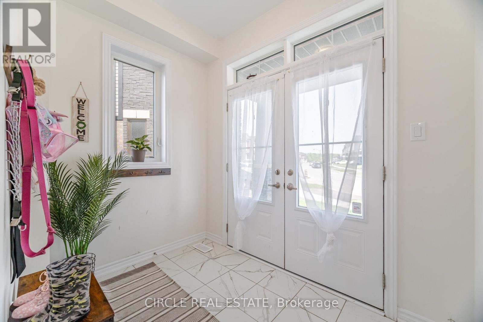 7 Bee Crescent, Brantford, Ontario  N3T 0V7 - Photo 6 - X12579224