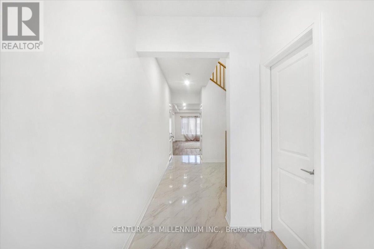 7 Saffron Way, Pelham, Ontario  L3B 5N5 - Photo 12 - X12579234