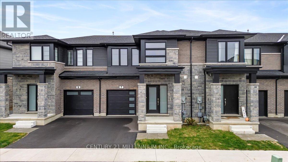 7 Saffron Way, Pelham, Ontario  L3B 5N5 - Photo 2 - X12579234