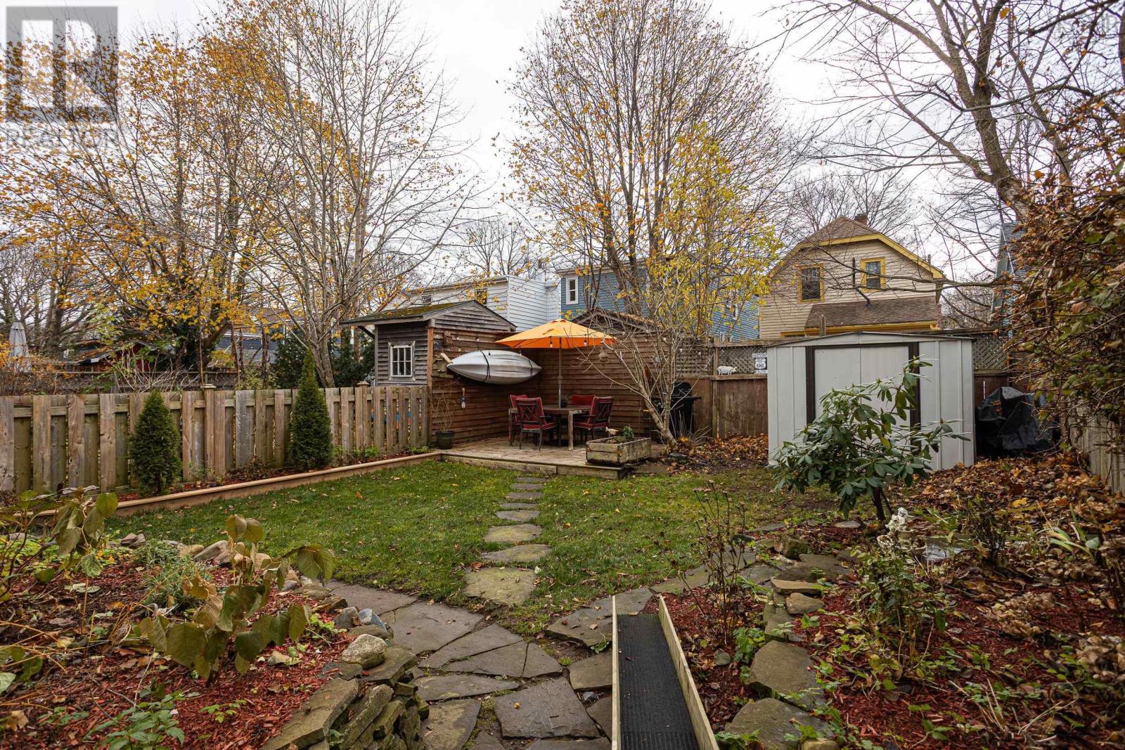 6318 Lawrence Street, Halifax, Nova Scotia  B3L 1J9 - Photo 48 - 202528596