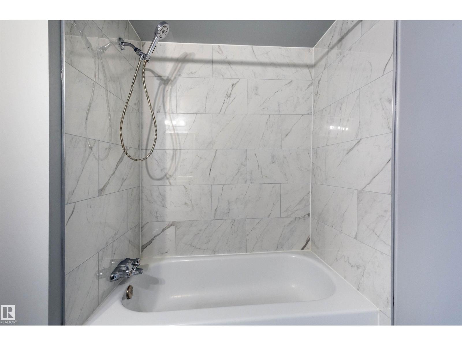 #202 10740 105 St Nw, Edmonton, Alberta  T5H 2X2 - Photo 14 - E4454309