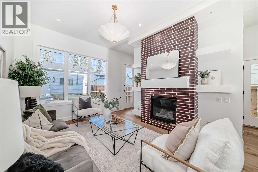 2048 41 Avenue Sw, Calgary, Alberta  T2T 6N7 - Photo 9 - A2264882