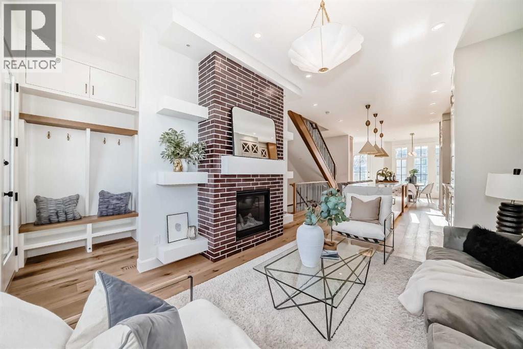 2048 41 Avenue Sw, Calgary, Alberta  T2T 6N7 - Photo 12 - A2264882