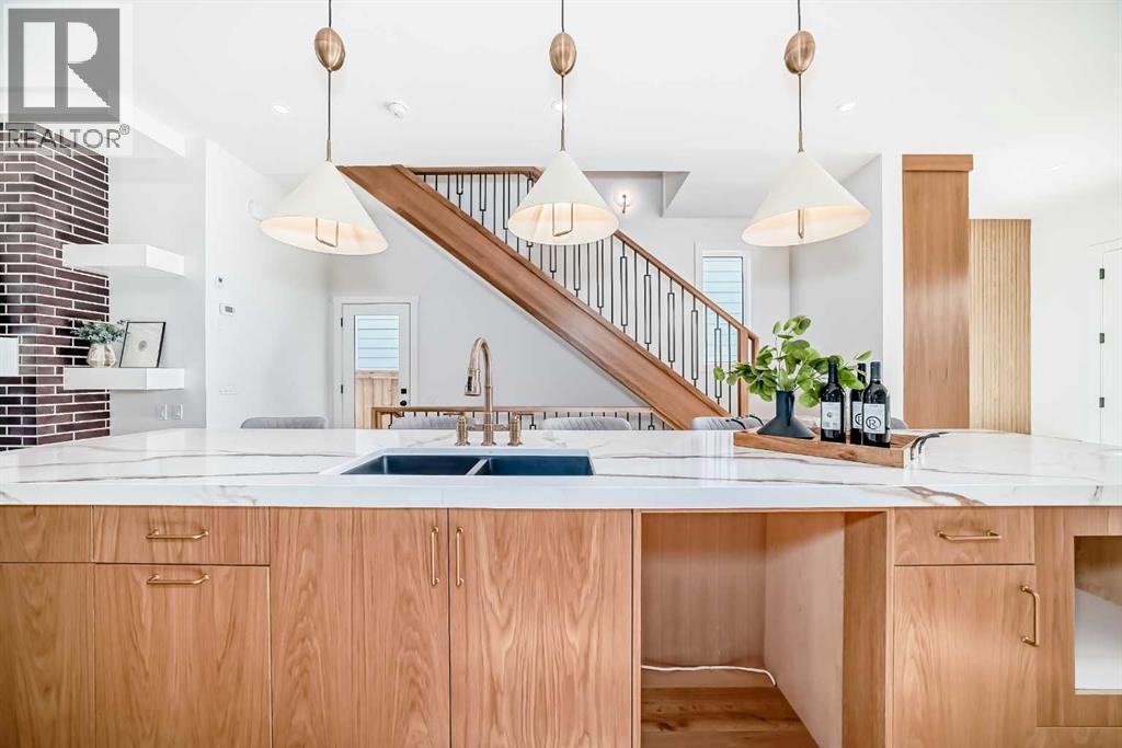 2048 41 Avenue Sw, Calgary, Alberta  T2T 6N7 - Photo 5 - A2264882