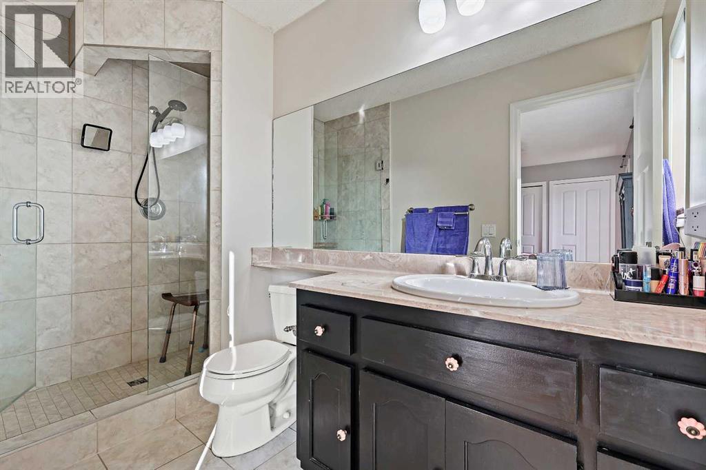 57 Shannon Circle Sw, Calgary, Alberta  T2Y 2K4 - Photo 20 - A2269714