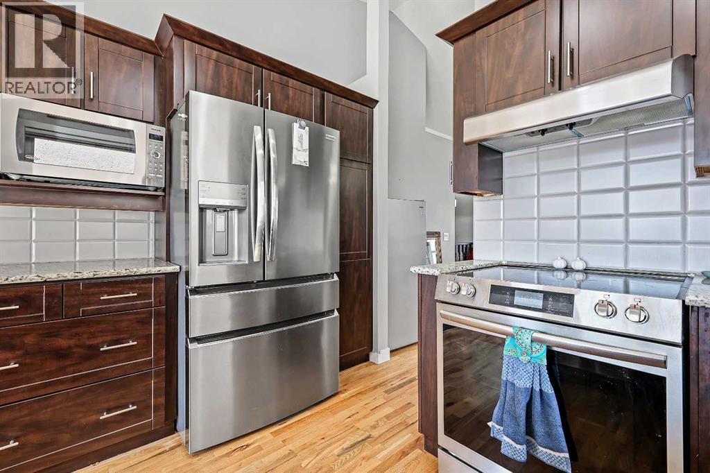 57 Shannon Circle Sw, Calgary, Alberta  T2Y 2K4 - Photo 12 - A2269714