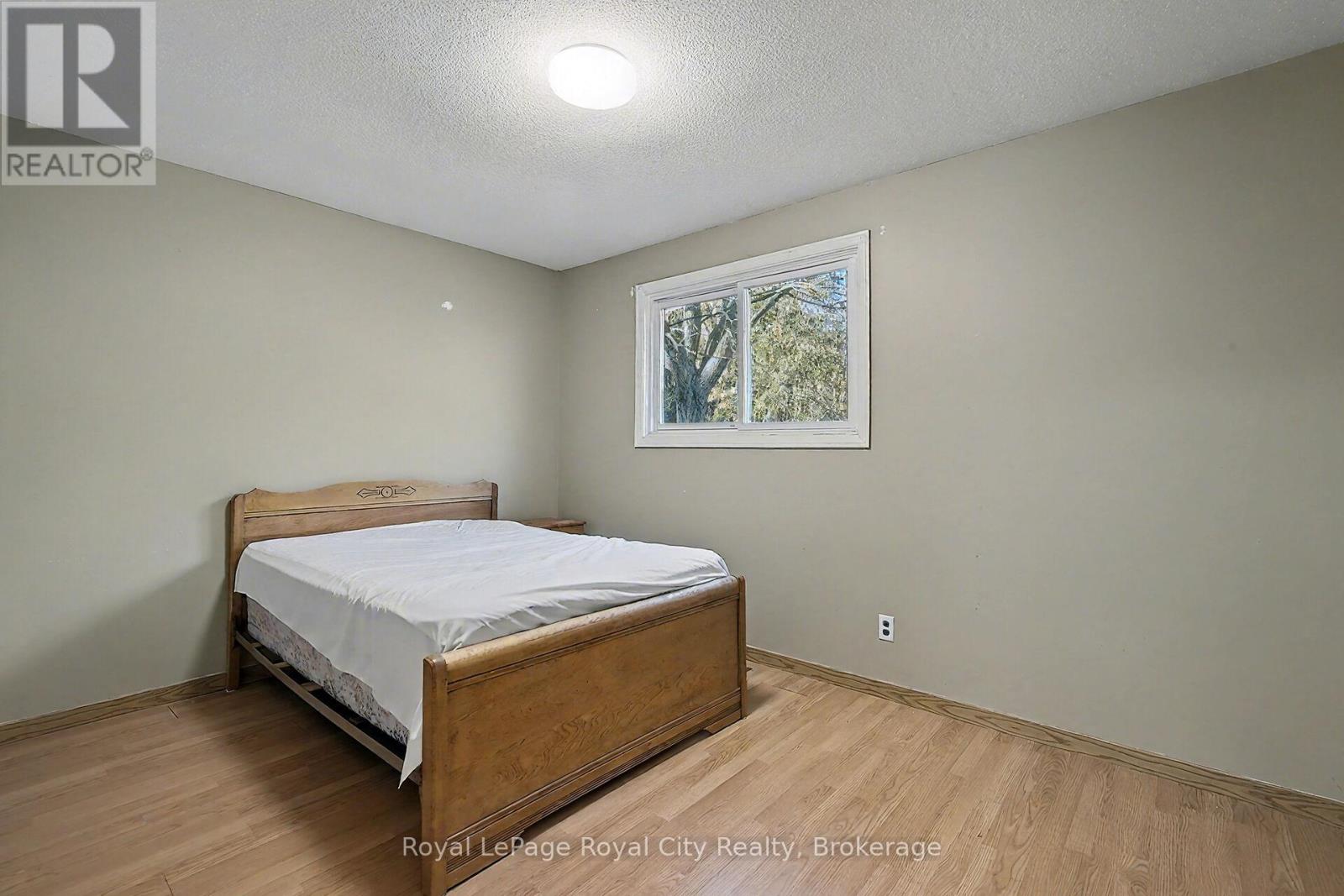 77 Kortright Road W, Guelph, Ontario  N1G 3B3 - Photo 16 - X12579420