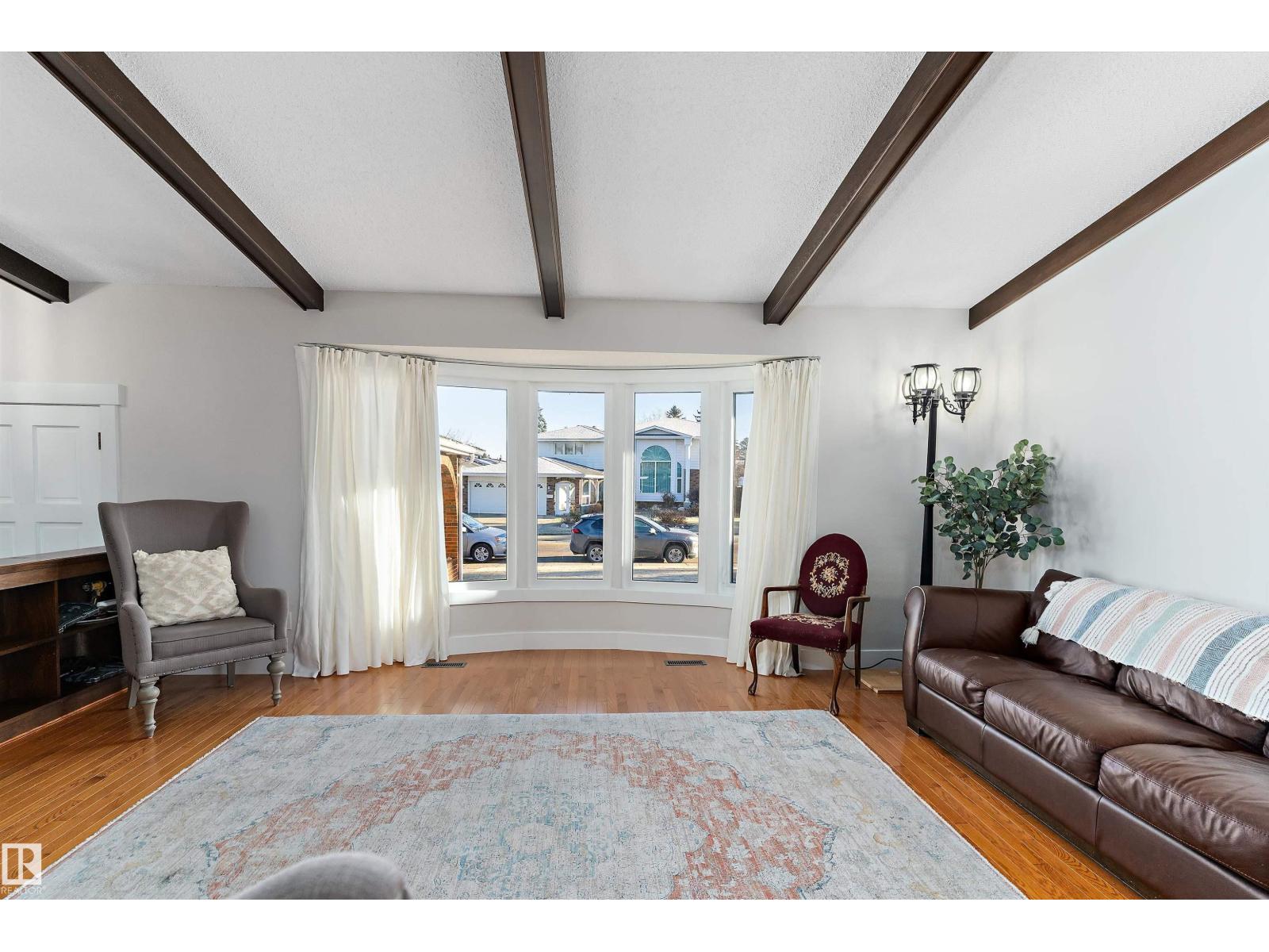 3026 105a St Nw, Edmonton, Alberta  T6J 3A5 - Photo 12 - E4466782