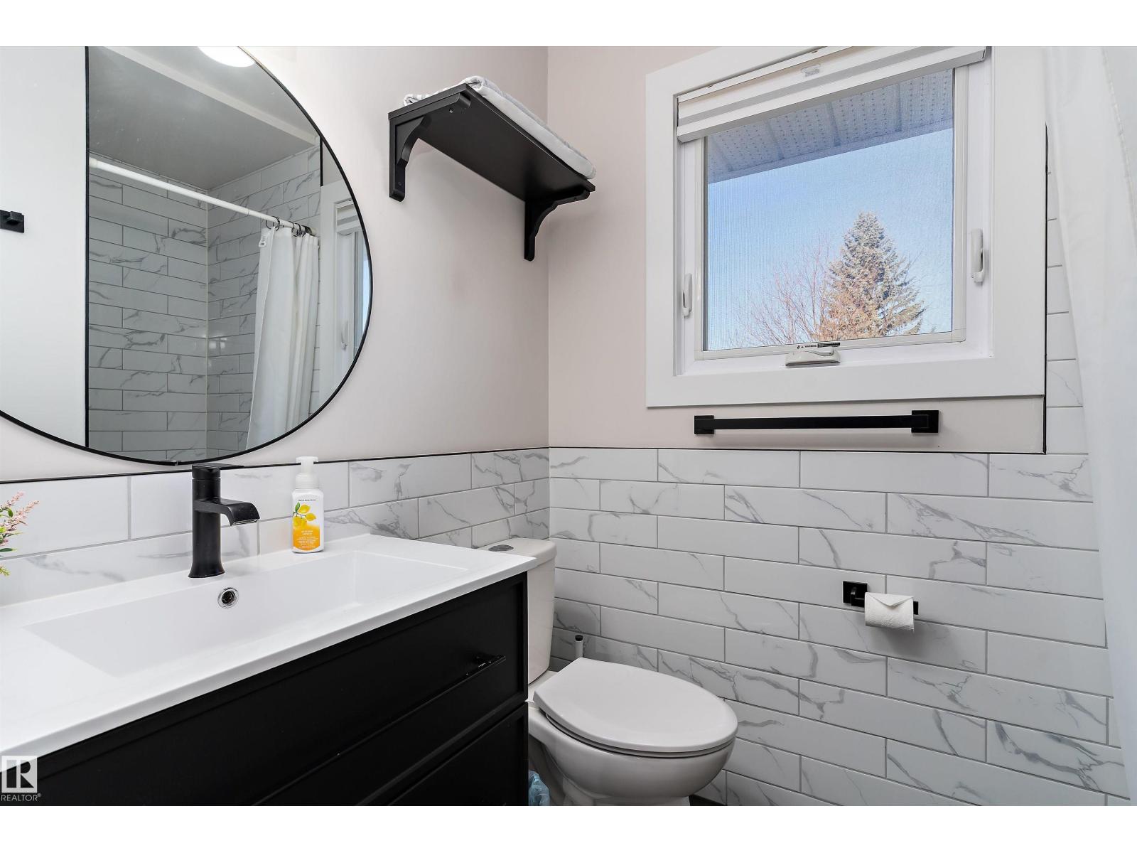 3026 105a St Nw, Edmonton, Alberta  T6J 3A5 - Photo 25 - E4466782