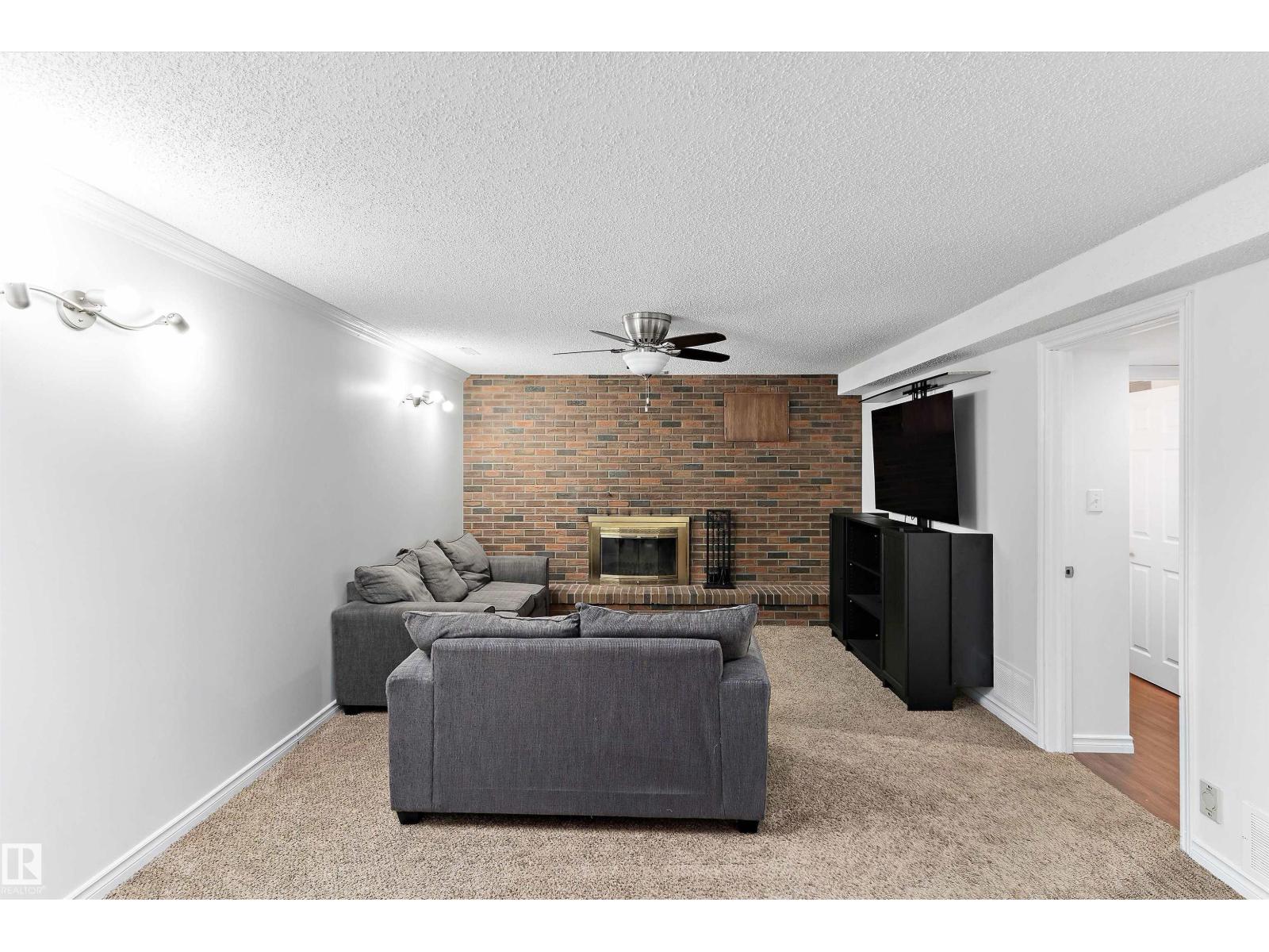 3026 105a St Nw, Edmonton, Alberta  T6J 3A5 - Photo 29 - E4466782