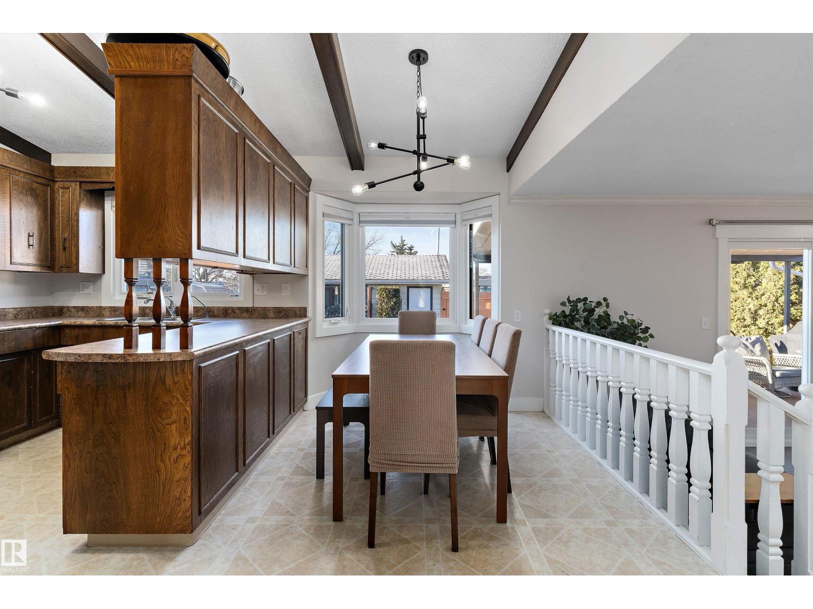 3026 105a St Nw, Edmonton, Alberta  T6J 3A5 - Photo 6 - E4466782