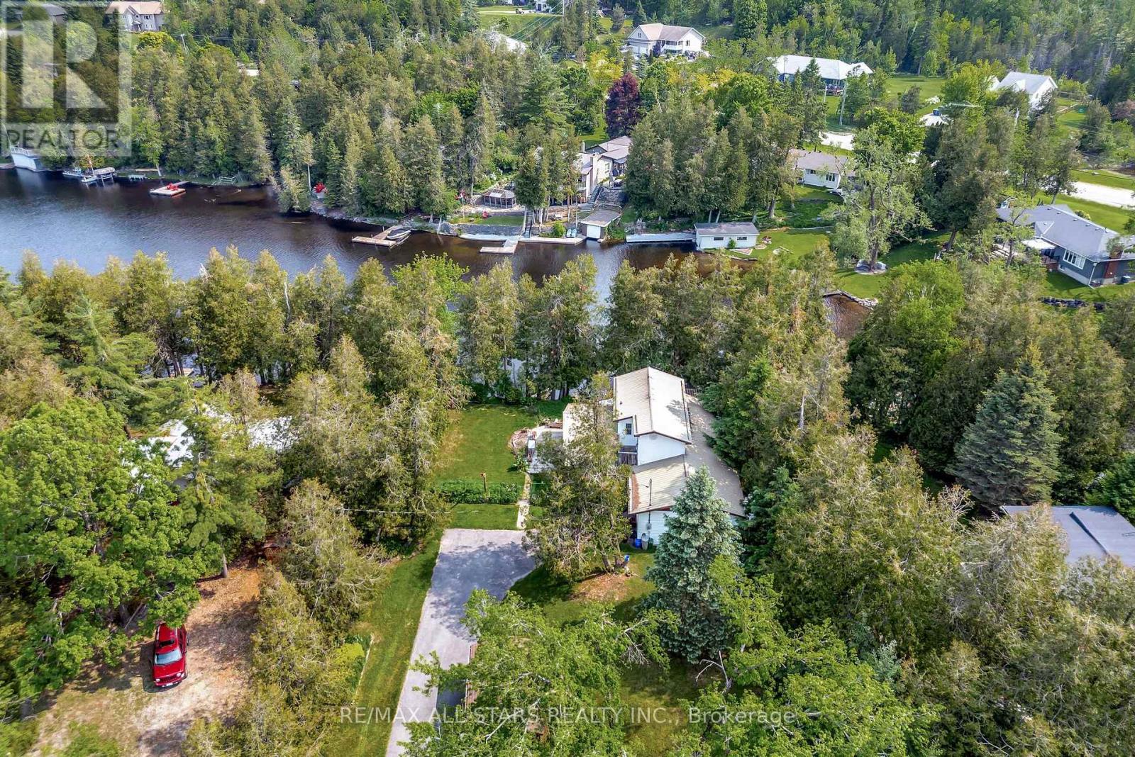 14 Wychwood Drive E, Kawartha Lakes, Ontario  K0M 1N0 - Photo 2 - X12384885