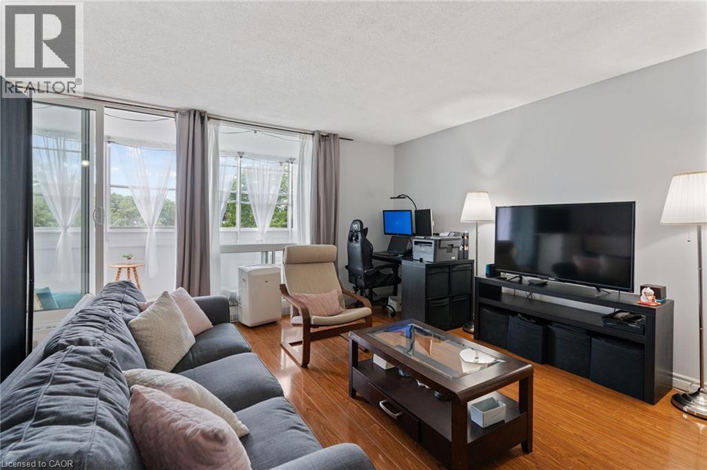 225 Harvard Place Unit# 611, Waterloo, Ontario  N2J 4H4 - Photo 11 - 40790737