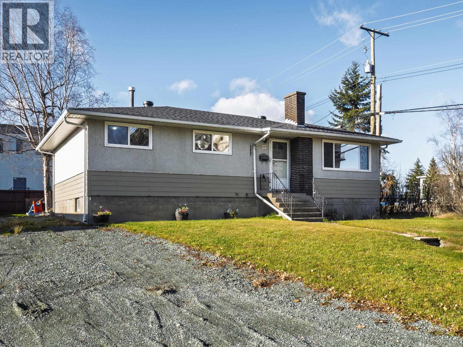 1547 Irwin Street, Prince George, British Columbia  V2M 2Y6 - Photo 1 - R3070263