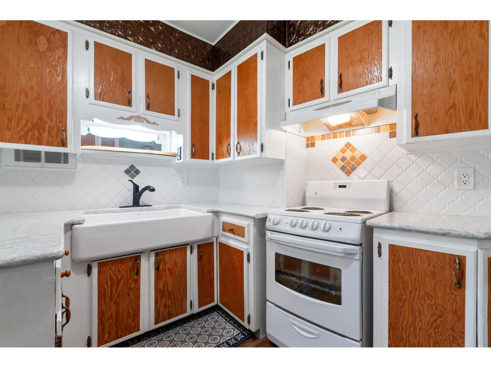 46186 Gore Avenue, Chilliwack Proper East, Chilliwack, British Columbia  V2P 1Z7 - Photo 11 - R3070157