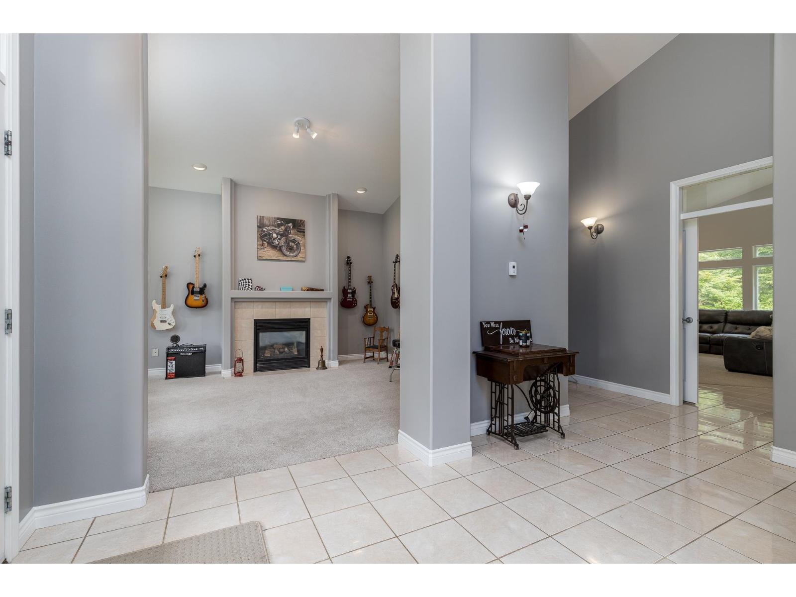 12156 Bell Street, Mission, British Columbia  V4S 1C3 - Photo 6 - R3069880