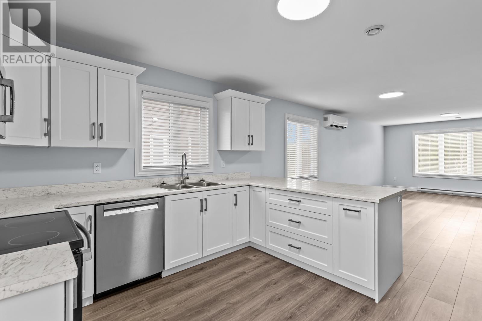 8 Burry Port Street, St. John's, Newfoundland & Labrador  A1A 5Y1 - Photo 9 - 1292921