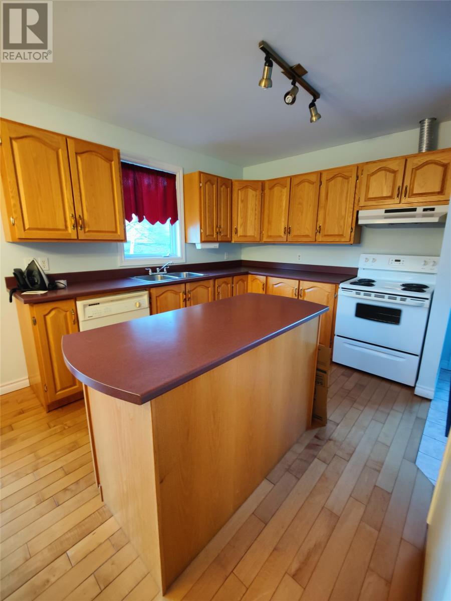 4 Steadyview Drive, Glovertown, Newfoundland & Labrador  A0G 2M0 - Photo 5 - 1292863