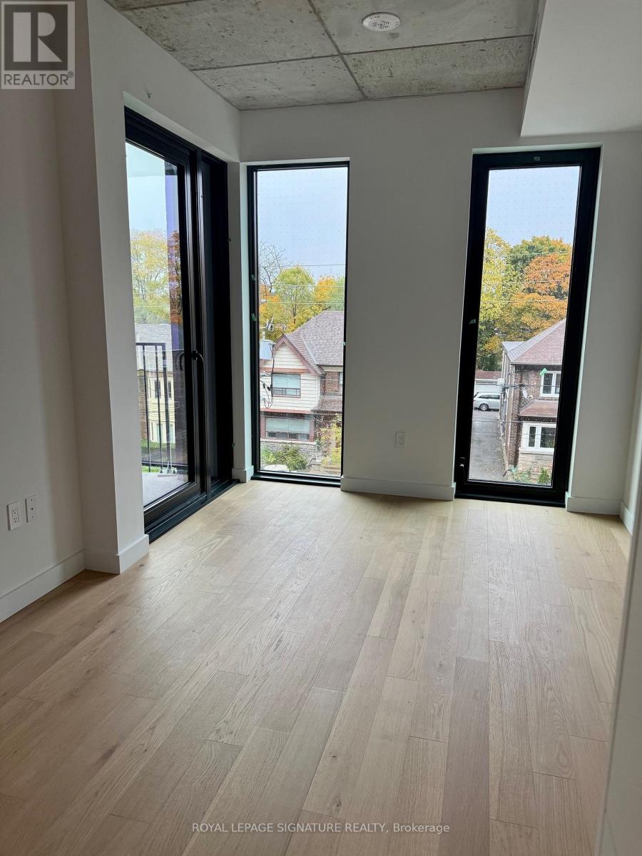 1720 Bayview Avenue, Toronto, Ontario  M4G 3C4 - Photo 7 - C12579302