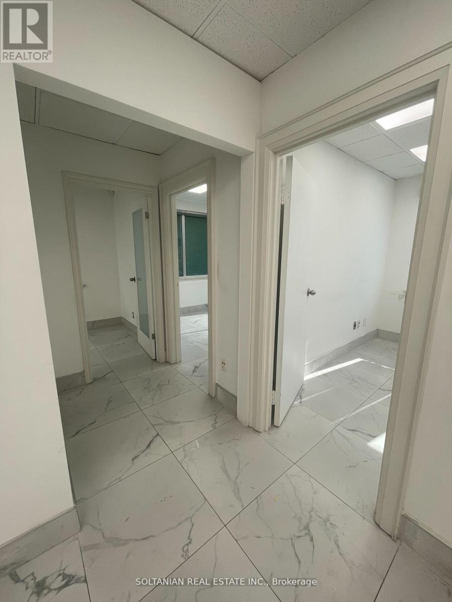 202 - 175 Willowdale Avenue, Toronto, Ontario  M2N 4Y9 - Photo 8 - C12579314