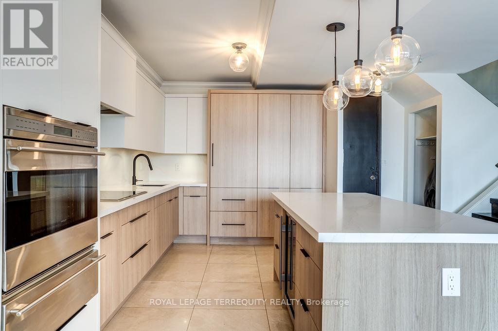 512 - 33 Harbour Square, Toronto, Ontario M5J 2G2 - Photo 15 - C12579354