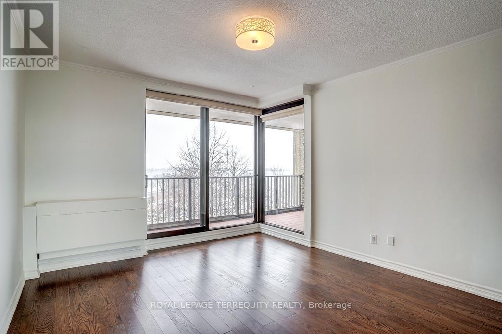 512 - 33 Harbour Square, Toronto, Ontario M5J 2G2 - Photo 22 - C12579354