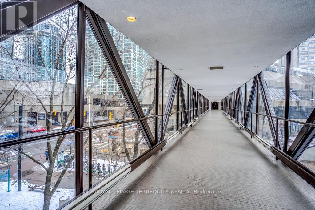 512 - 33 Harbour Square, Toronto, Ontario M5J 2G2 - Photo 43 - C12579354