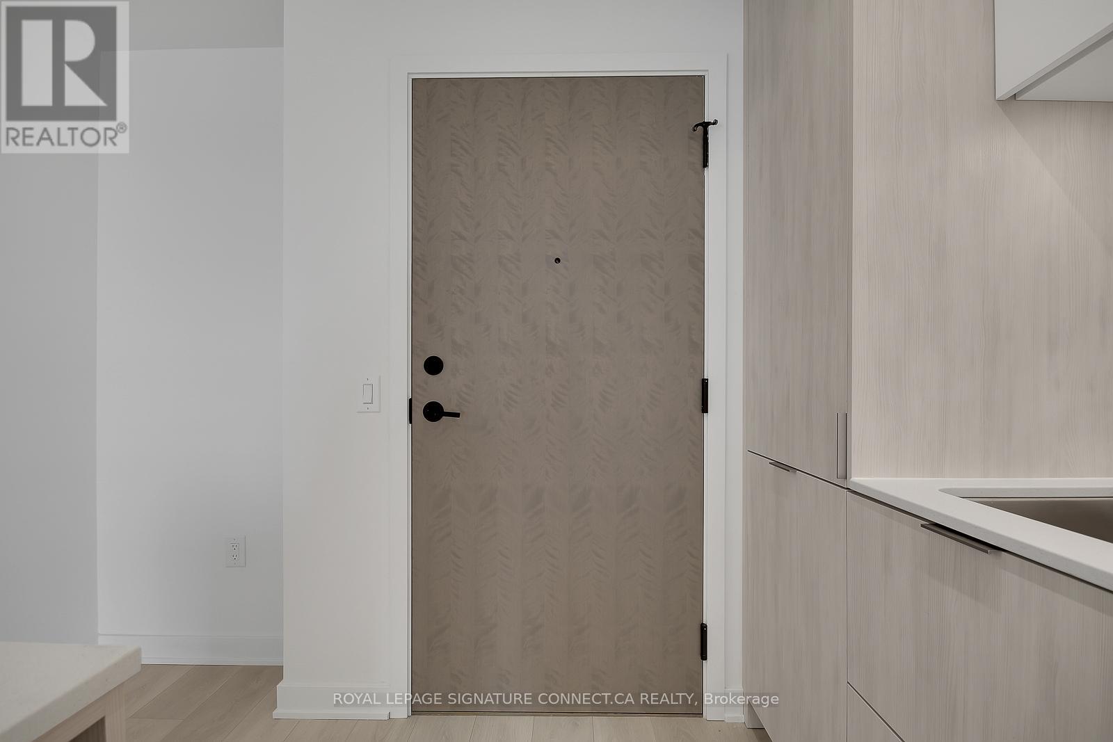 909 - 130 River Street, Toronto, Ontario  M5A 0R8 - Photo 4 - C12579360