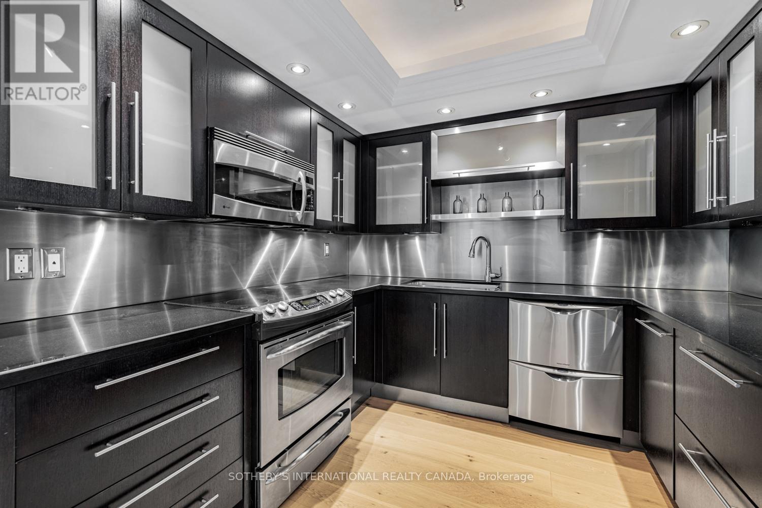 609 - 18 Lower Village Gate, Toronto, Ontario  M5P 3M1 - Photo 14 - C12579408