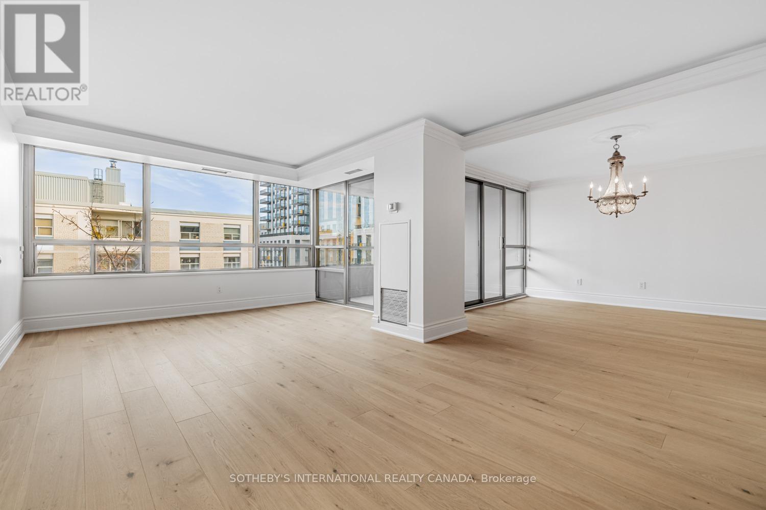 609 - 18 Lower Village Gate, Toronto, Ontario  M5P 3M1 - Photo 5 - C12579408