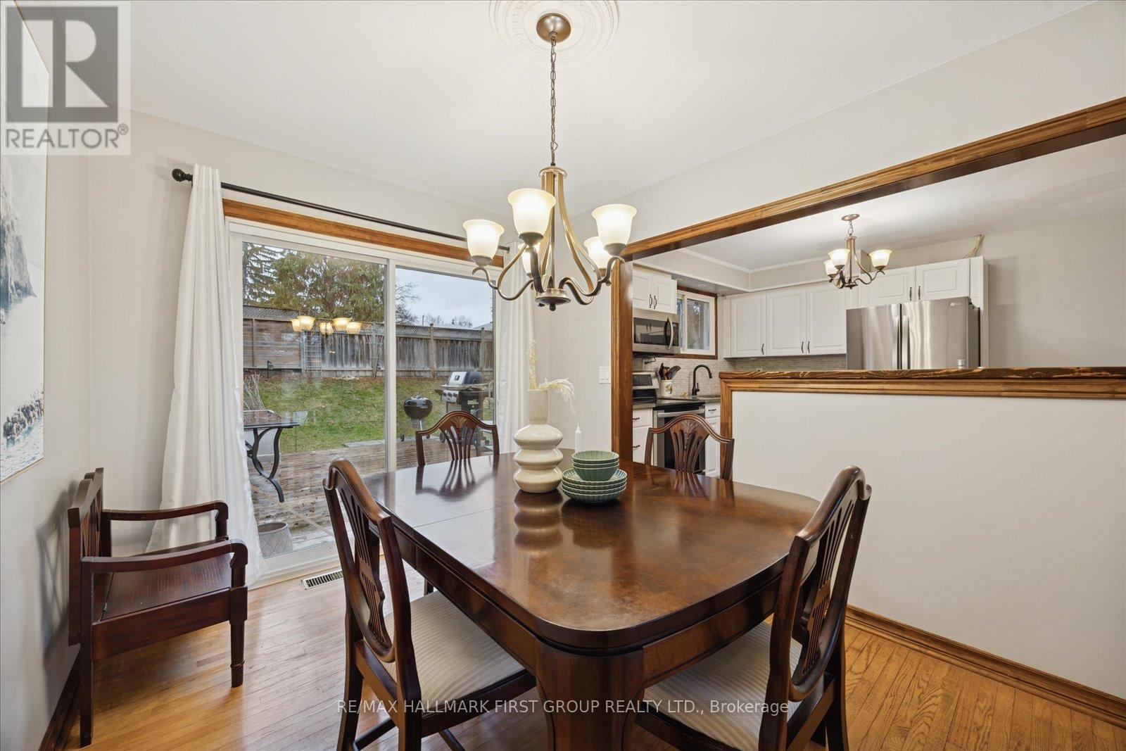 446 Bernhard Crescent, Oshawa, Ontario L1G 2B8 - Photo 8 - E12579406