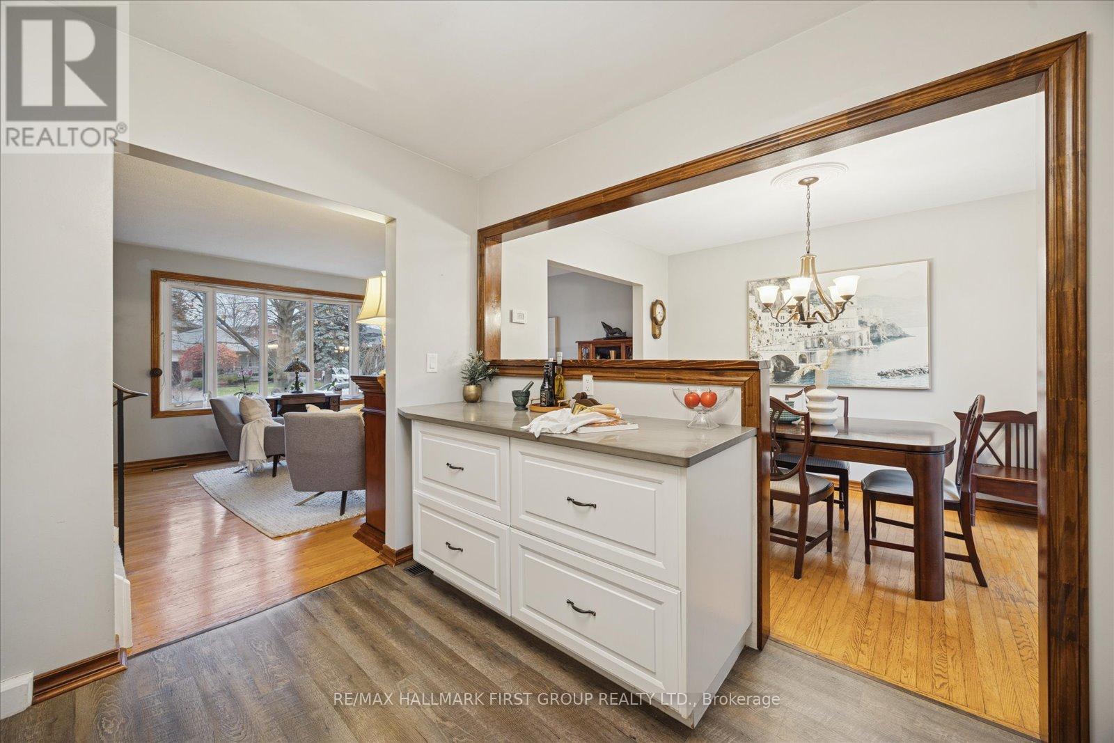 446 Bernhard Crescent, Oshawa, Ontario L1G 2B8 - Photo 9 - E12579406