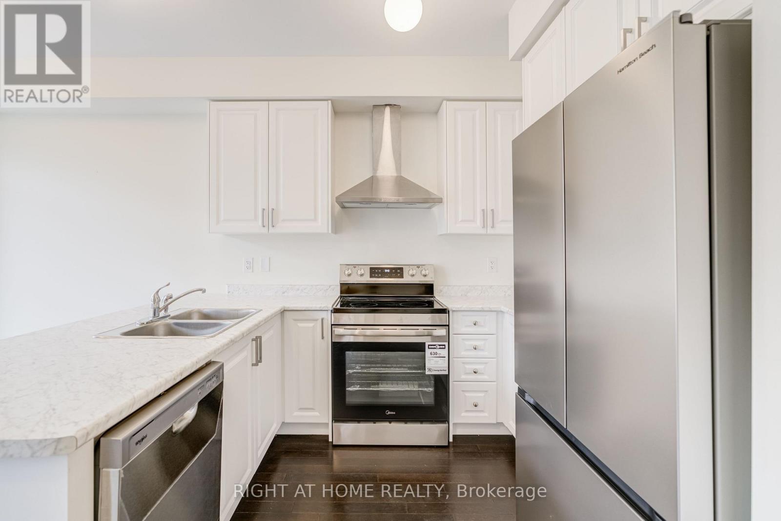 34 Thelma Drive, Whitby, Ontario  L1P 0N3 - Photo 10 - E12579438