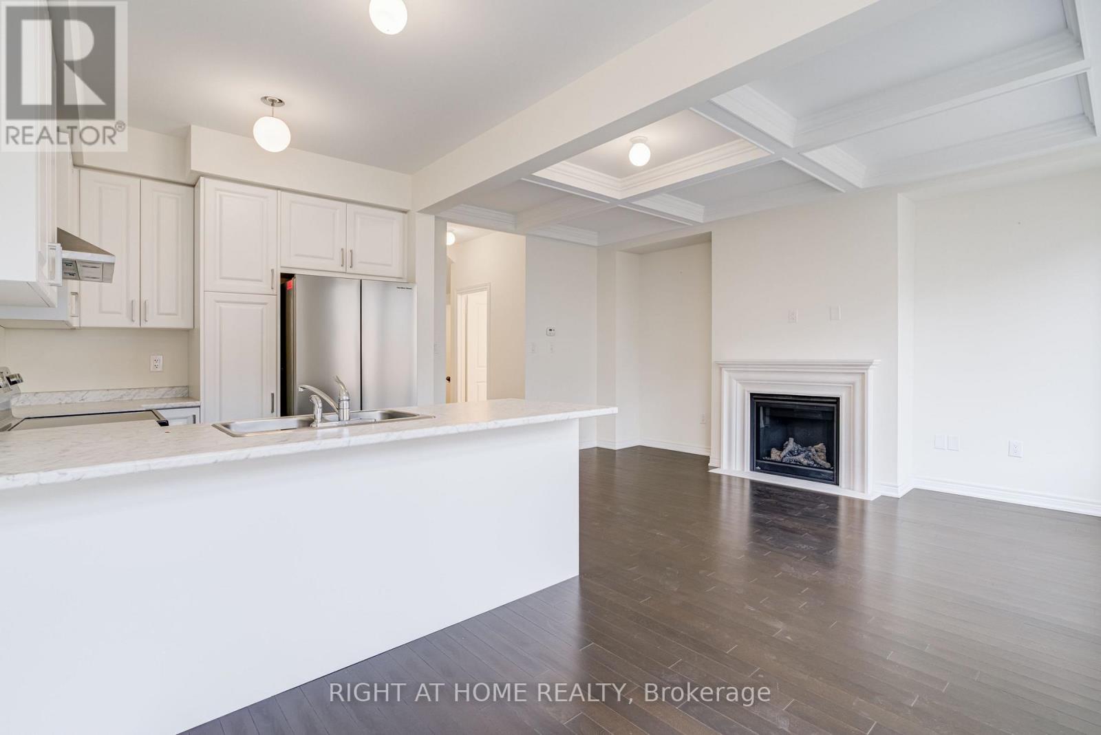 34 Thelma Drive, Whitby, Ontario  L1P 0N3 - Photo 12 - E12579438