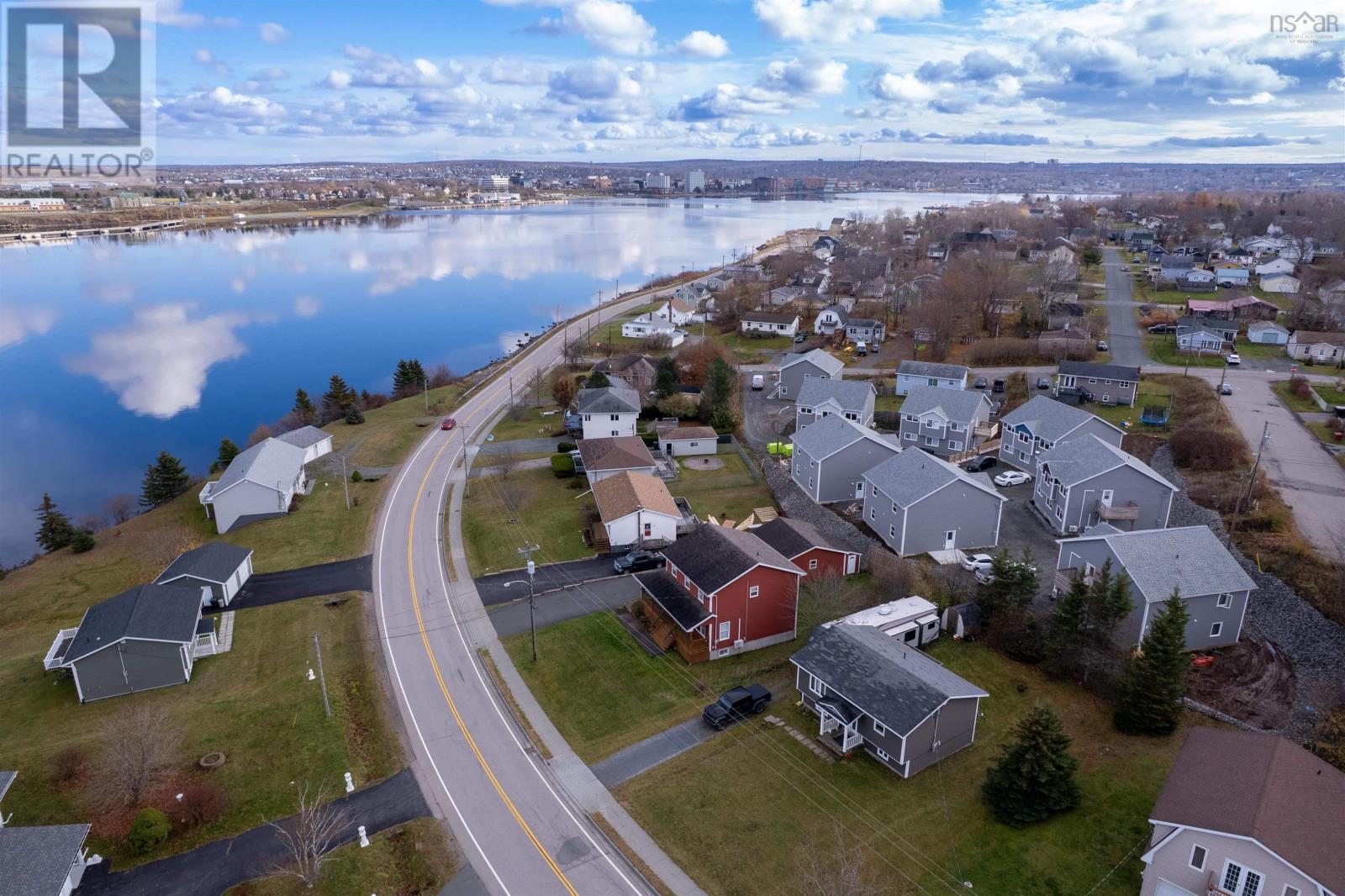 967 Westmount Road, Sydney, Nova Scotia  B1R 1C5 - Photo 2 - 202528600