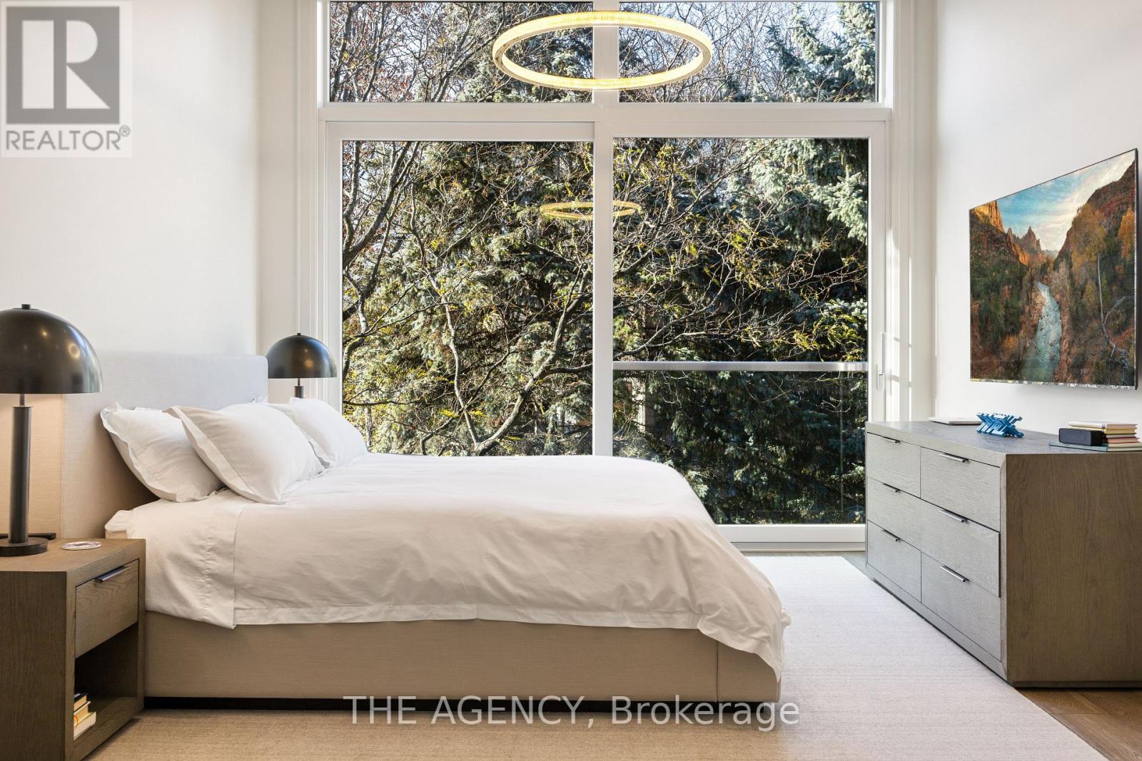 114 Hazelton Avenue, Toronto, Ontario  M5R 2E5 - Photo 14 - C12579416