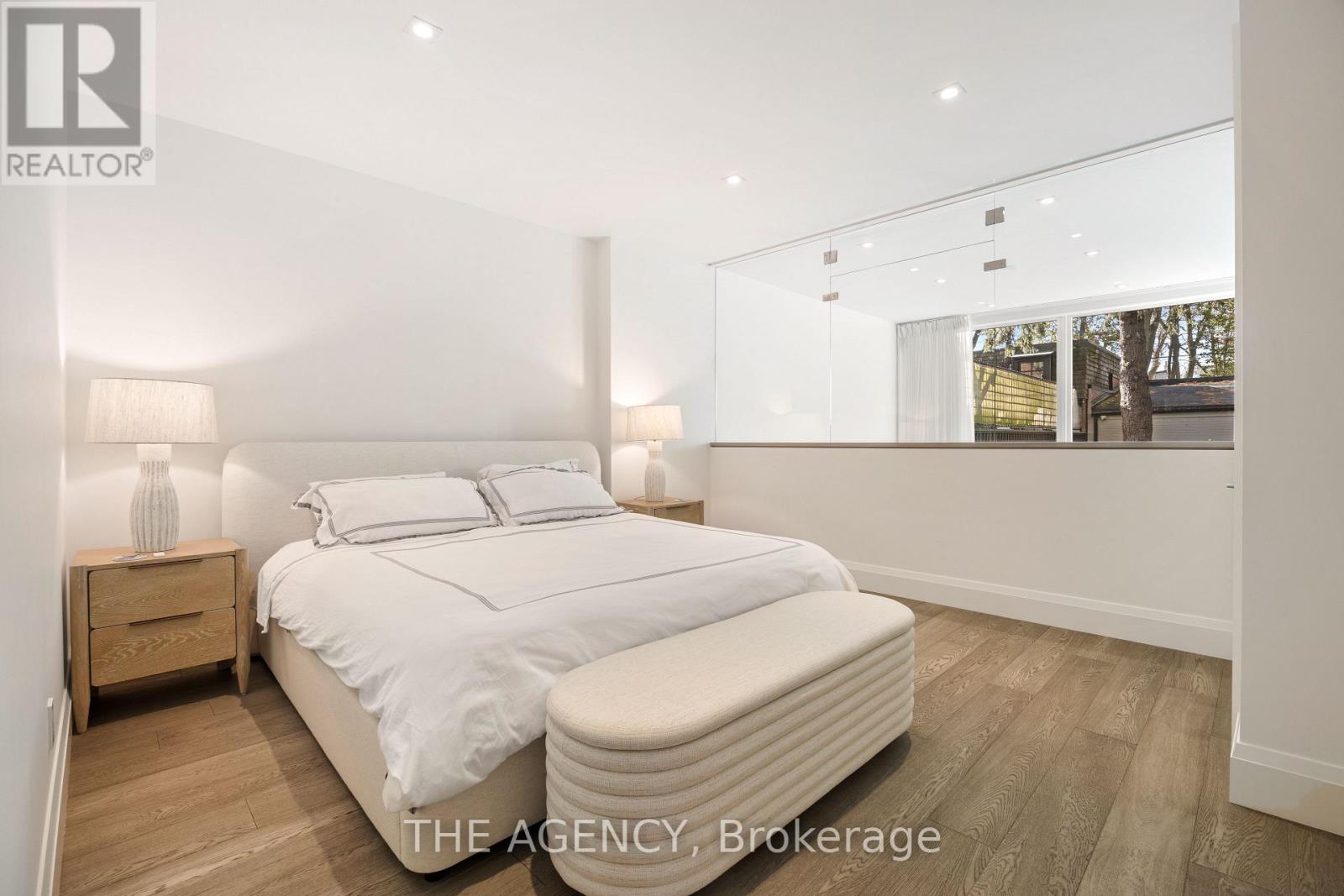 114 Hazelton Avenue, Toronto, Ontario  M5R 2E5 - Photo 16 - C12579416