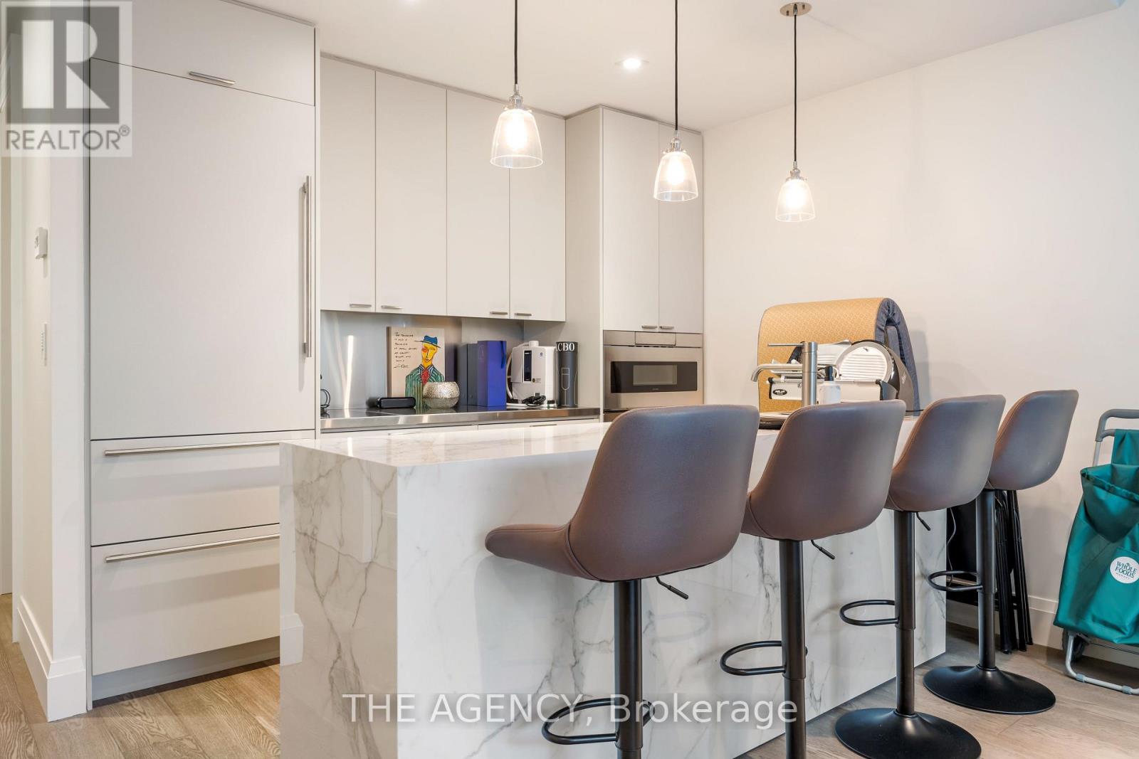 114 Hazelton Avenue, Toronto, Ontario  M5R 2E5 - Photo 19 - C12579416